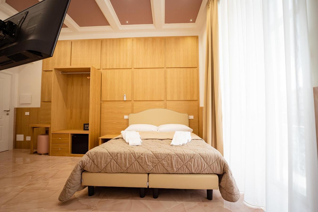 Cla.Pa H. Group - Dislocated Hospitality Hotel Naples Luaran gambar